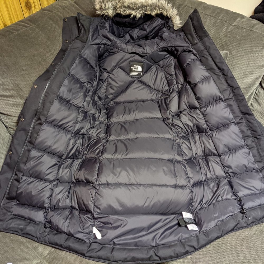 Winter Parka - Picture 3 of 7